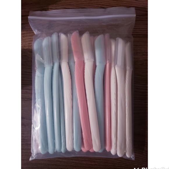 28 Dermaplanning Tools - Picture 2 of 2